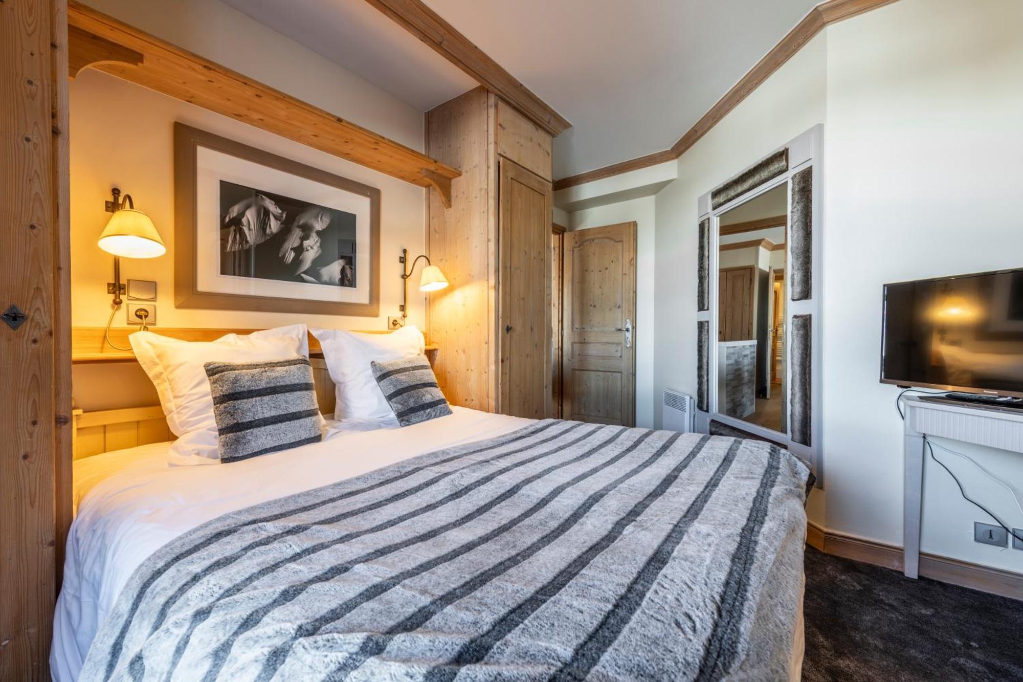 Appt Renove, 6 Personnes Arc 1950 Vue Exceptionnelle Montblanc, Sauna, Hammam, Piscine Int Et Ext *
